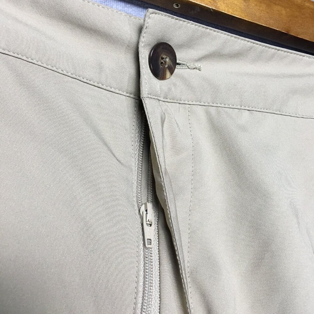 Adidas Mens ClimaLite Shorts size 42 Light Brown Tan Flat Front Lightweight Poly - Picture 8 of 13